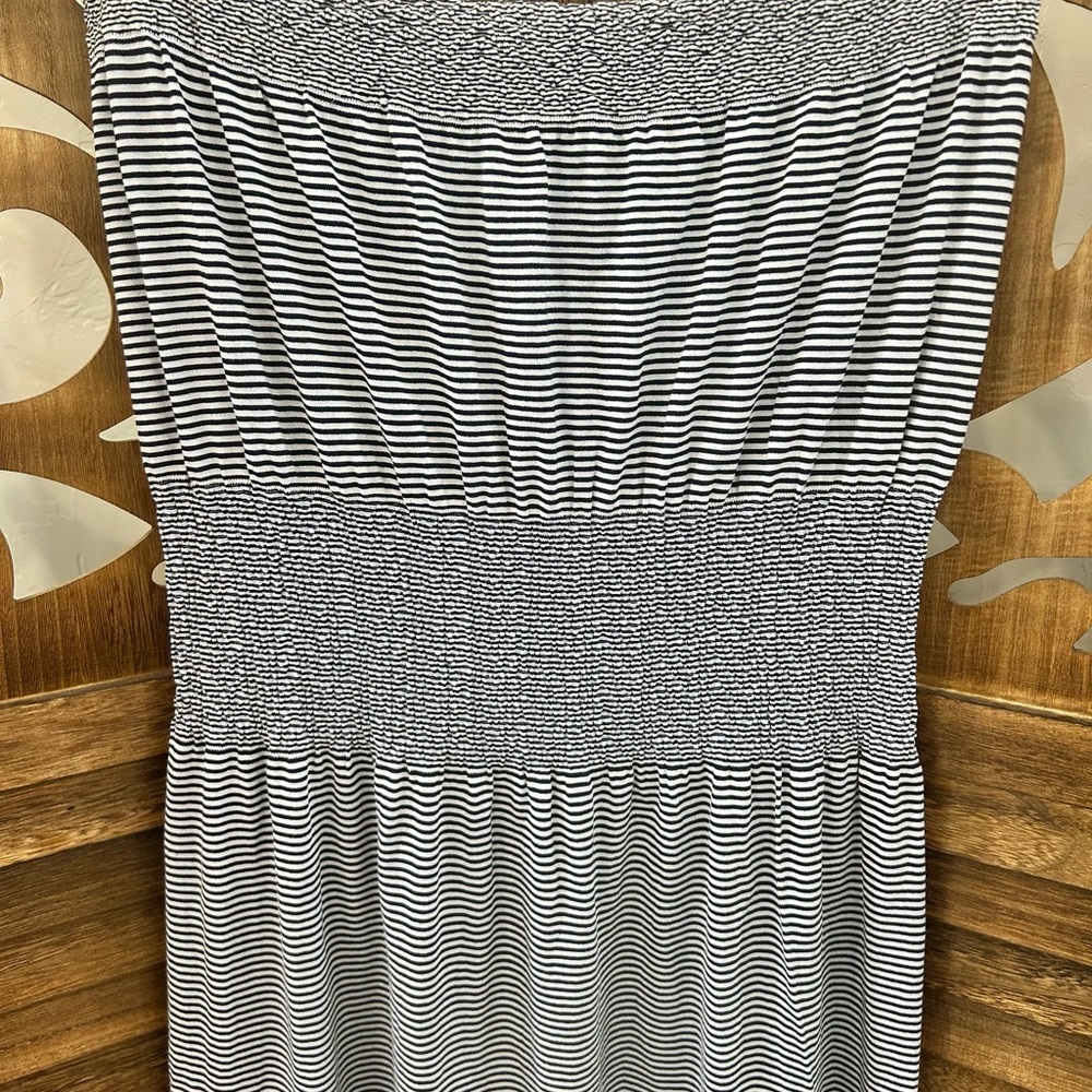 Lark + Grey Navy Smoked Strapless Casual Dress - Picture 4 of 6